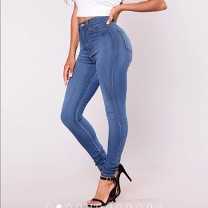 Fashion nova classic high waist jeggings